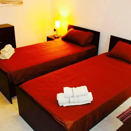 Cosy Qawra *
